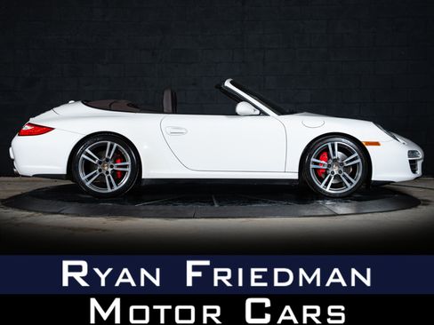 Used 2012 Porsche 911 Carrera 4S AWD/4WD image 1
