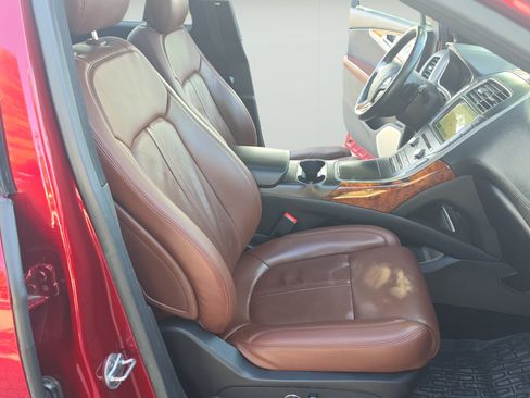 Used 2017 Lincoln MKX Reserve w/ Luxury Package AWD/4WD image 25