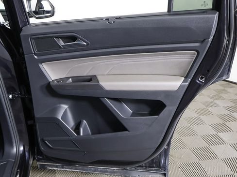 Certified 2023 Volkswagen Atlas SE AWD/4WD image 26
