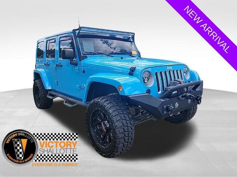 Used 2018 Jeep Wrangler Unlimited Sahara AWD/4WD image 1