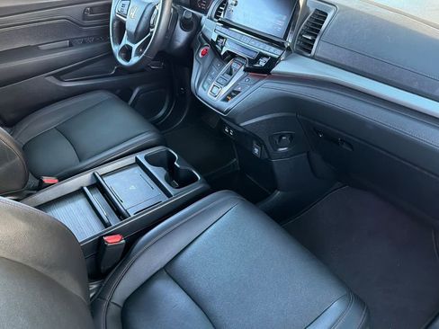 Used 2025 Honda Odyssey Sport-L image 16