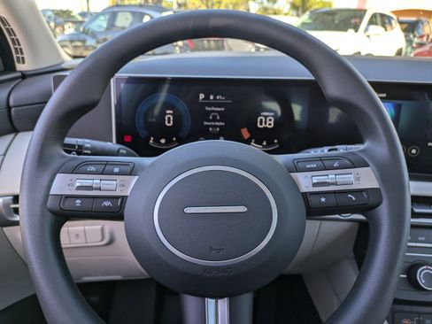 New 2026 Hyundai Tucson SE image 26