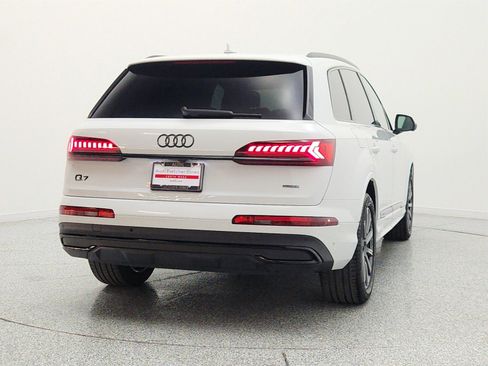 Used 2022 Audi Q7 2.0T Premium Plus w/ Premium Plus Package AWD/4WD image 6