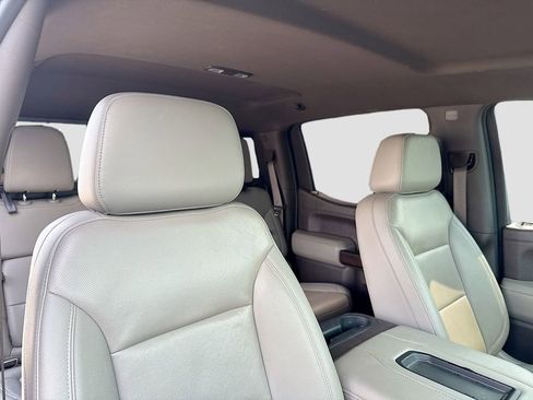 Used 2021 GMC Sierra 1500 SLT RWD image 23