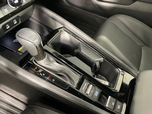 Certified 2025 Honda Accord Sport image 9