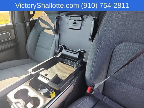 Used 2019 RAM 1500 Big Horn AWD/4WD image 24