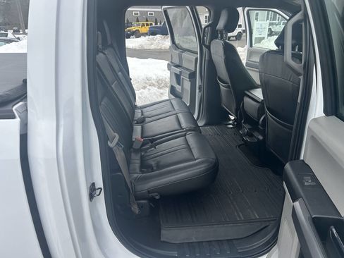 Used 2019 Ford F150 XLT w/ Trailer Tow Package image 13