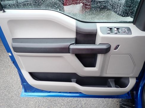 Used 2017 Ford F150 XL w/ Equipment Group 101A Mid AWD/4WD image 21