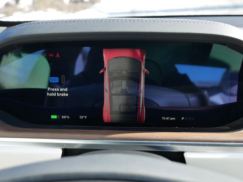 Used 2023 Tesla Model S image 21