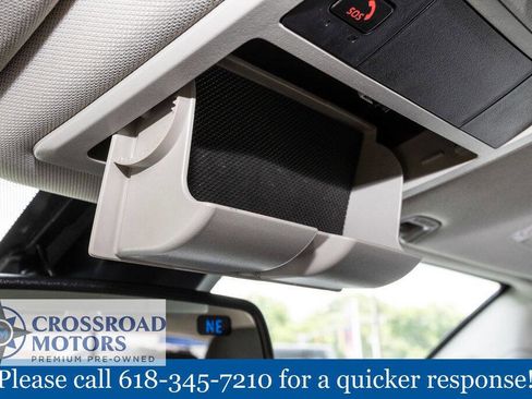 Used 2022 Toyota Tacoma SR5 AWD/4WD image 39