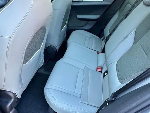 New 2026 Volvo EX30 Plus w/ Protection Package Premier image 7