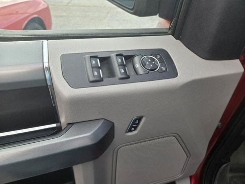Used 2016 Ford F150 XLT w/ Equipment Group 302A Luxury AWD/4WD image 9