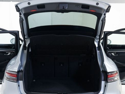 Used 2020 Porsche Macan S image 41