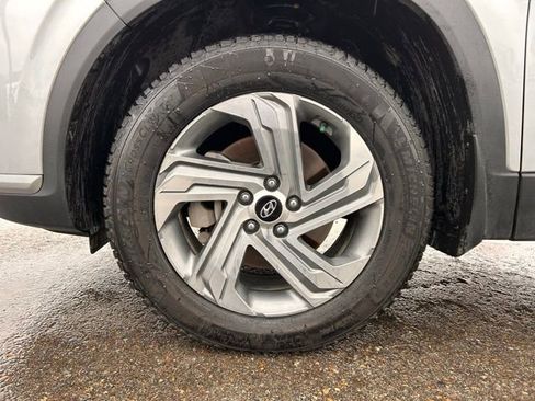 Used 2023 Hyundai Santa Fe SEL w/ Cargo Package image 9