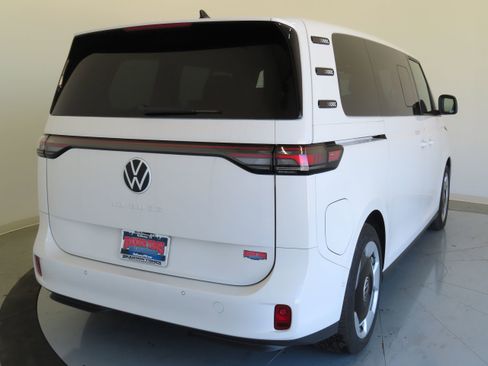 New 2025 Volkswagen ID. Buzz Pro S image 4