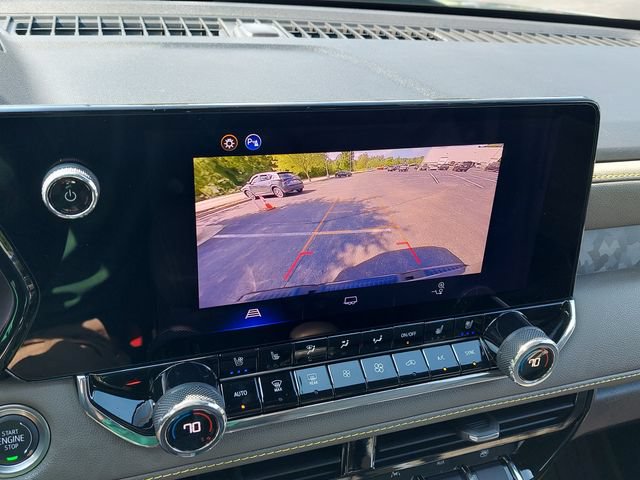 Certified 2025 Chevrolet Colorado ZR2 w/ Midnight Edition AWD/4WD image 13