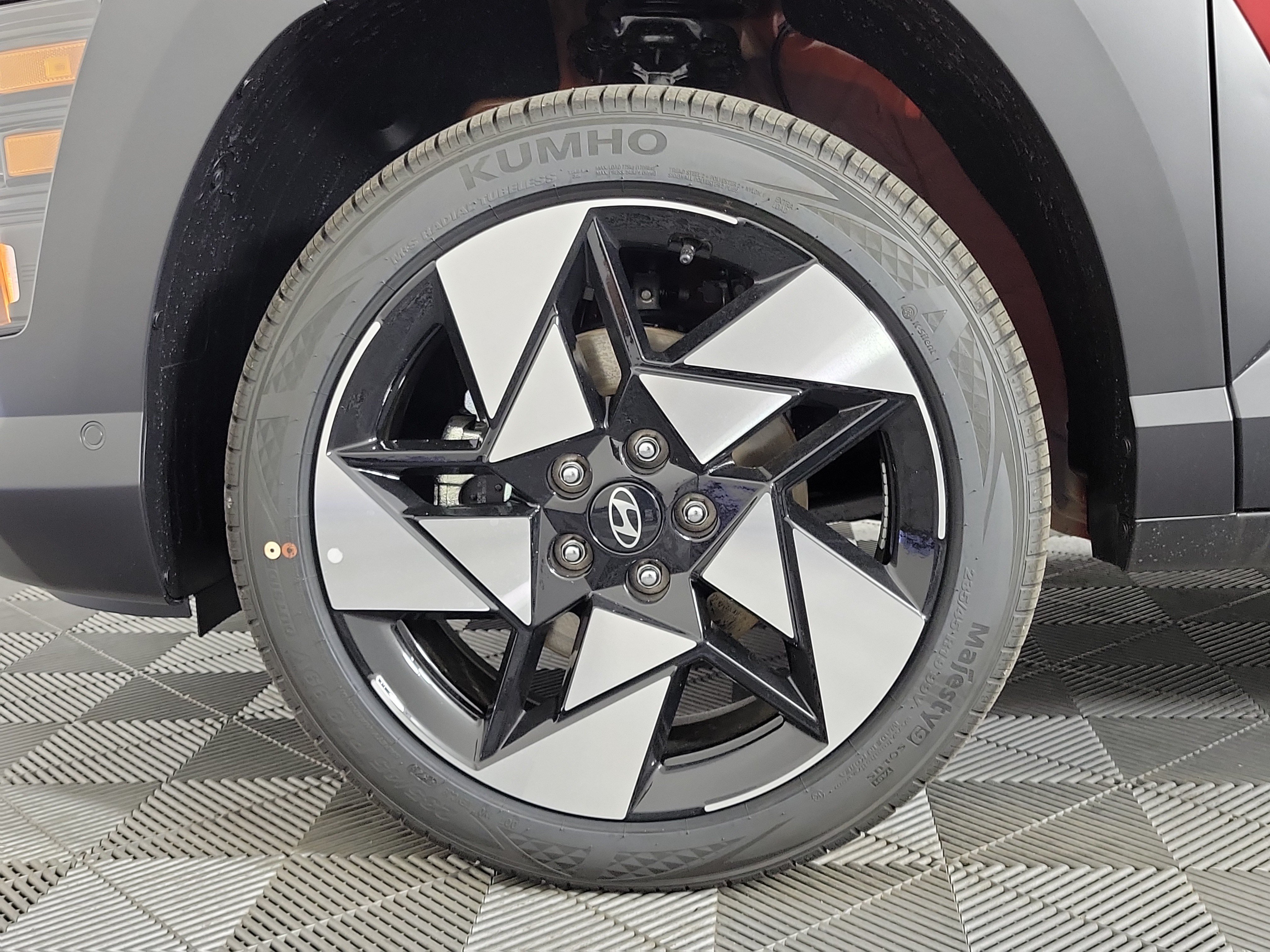 New 2026 Hyundai Kona Limited AWD/4WD image 35