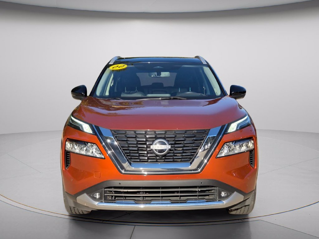 Used 2022 Nissan Rogue Platinum w/ Head-Up Display Package FWD image 4