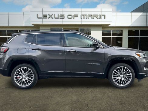 Used 2022 Jeep Compass Limited w/ Elite Group image 7