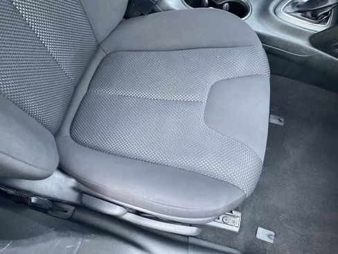 Used 2015 Dodge Dart SE w/ Convenience Group image 21