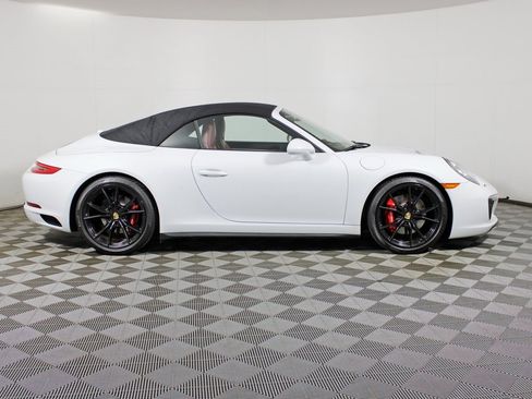 Used 2017 Porsche 911 Carrera 4S image 14