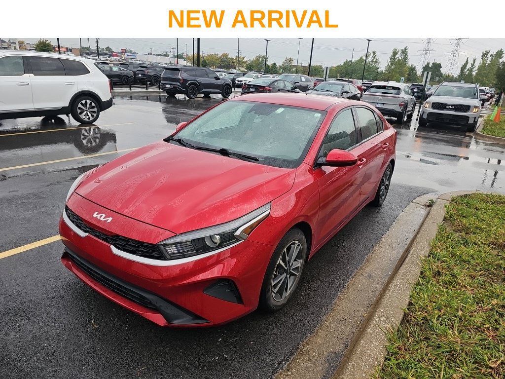 Used 2022 Kia Forte LXS FWD image 1