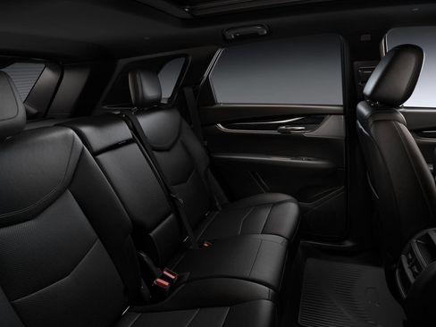 New 2025 Cadillac XT5 Premium Luxury image 34