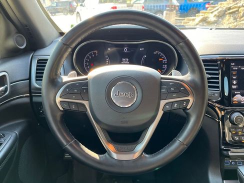 Used 2020 Jeep Grand Cherokee Limited X image 16