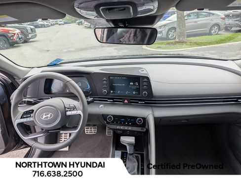 Used 2025 Hyundai Elantra Sport FWD image 7