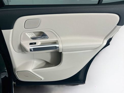 Certified 2023 Mercedes-Benz EQB 300 4MATIC image 26