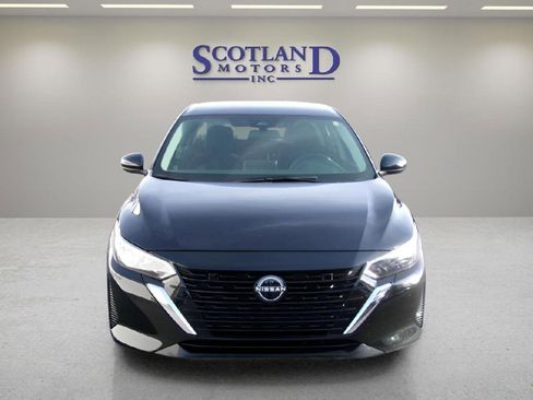 Used 2024 Nissan Sentra SV FWD image 3