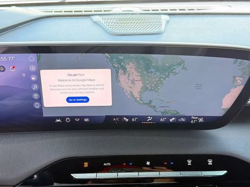 Used 2025 Buick Enclave Preferred FWD image 30