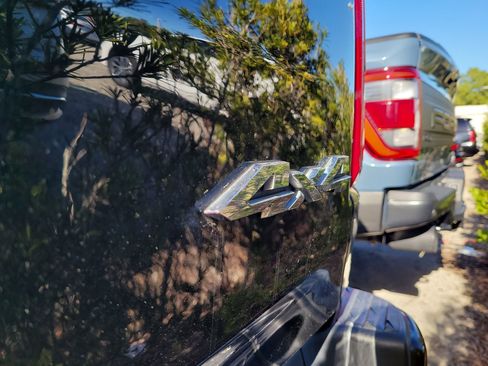 Used 2019 RAM 1500 Limited image 9