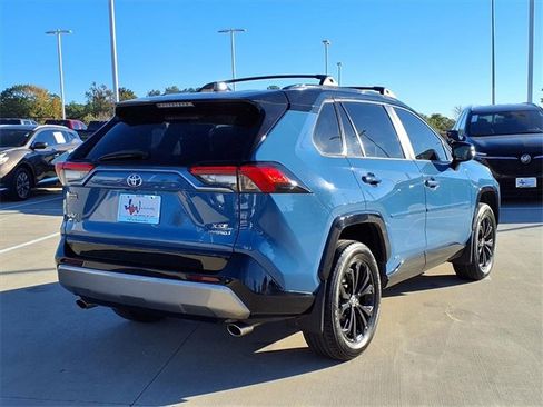 Used 2022 Toyota RAV4 XSE image 14