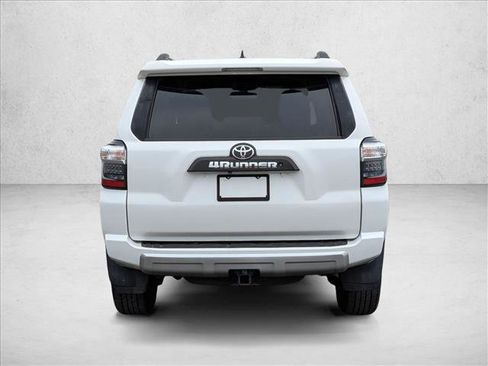 Used 2018 Toyota 4Runner TRD Off Road image 7