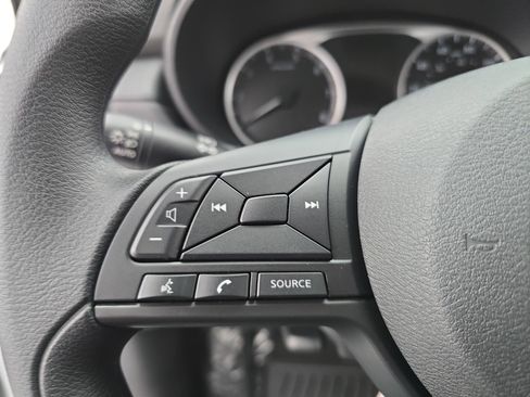 New 2025 Nissan Versa S image 16