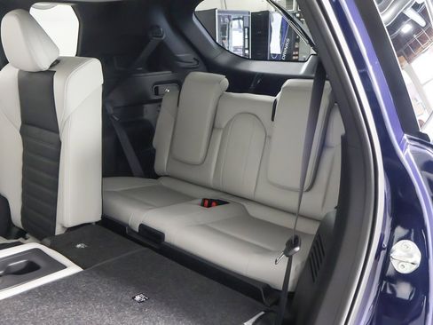 New 2026 Mitsubishi Outlander SE image 34