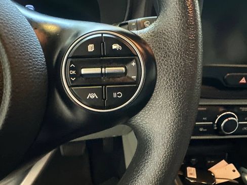 Used 2023 Kia Soul LX FWD image 13