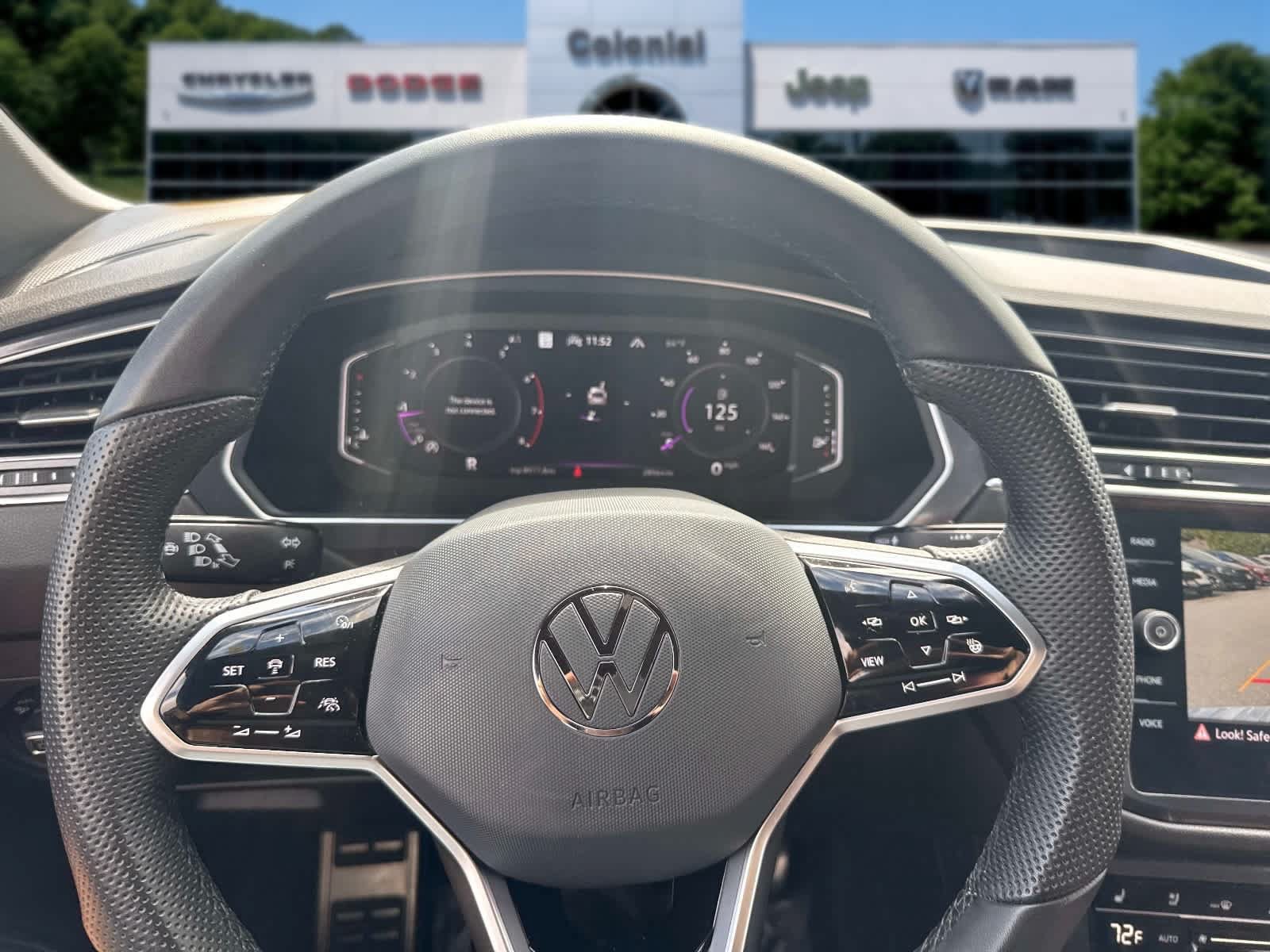 Used 2024 Volkswagen Tiguan SEL R-Line AWD/4WD image 29