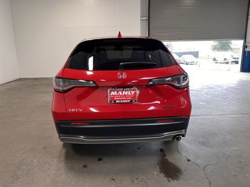 Used 2024 Honda HR-V Sport image 4