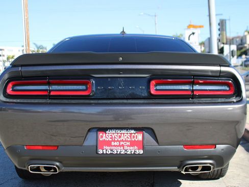 Used 2023 Dodge Challenger GT w/ Plus Package image 5