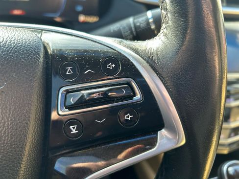 Used 2013 Cadillac XTS Premium image 20