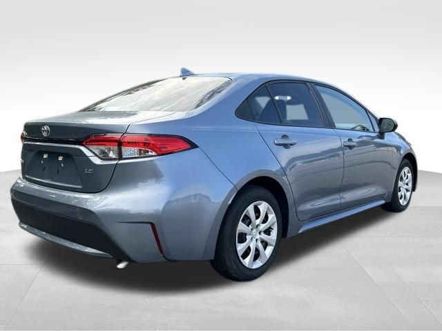 Used 2020 Toyota Corolla LE FWD image 5
