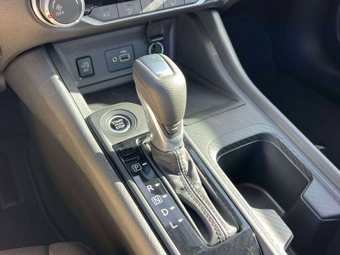 Certified 2025 Nissan Sentra S image 28