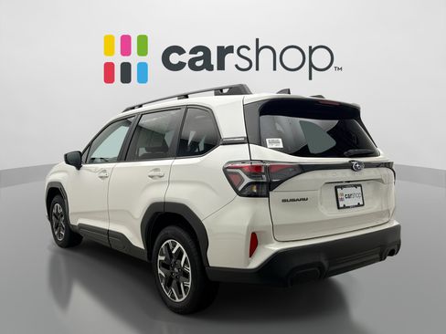 Used 2025 Subaru Forester Premium AWD/4WD image 3