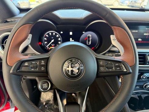 New 2025 Alfa Romeo Stelvio Sprint image 16