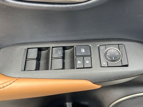 Used 2017 Lexus NX 200t FWD image 13