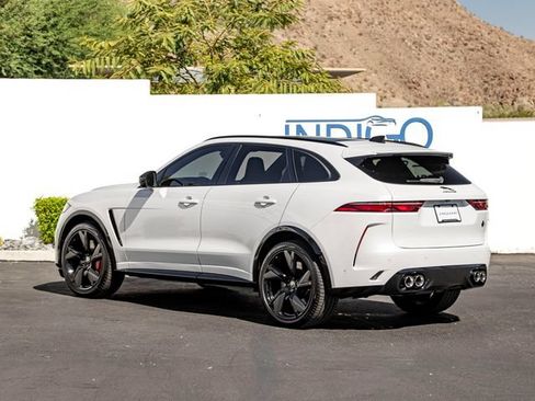 Used 2024 Jaguar F-PACE SVR AWD/4WD image 9