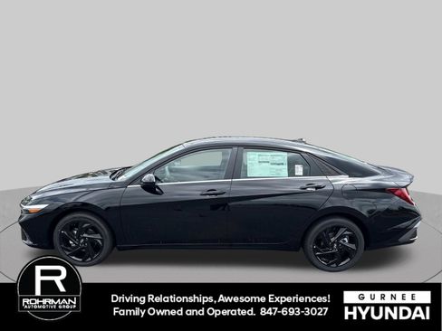 Used 2026 Hyundai Elantra SEL Sport Premium FWD image 5