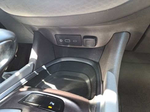 Used 2021 Chevrolet Malibu LT FWD image 25
